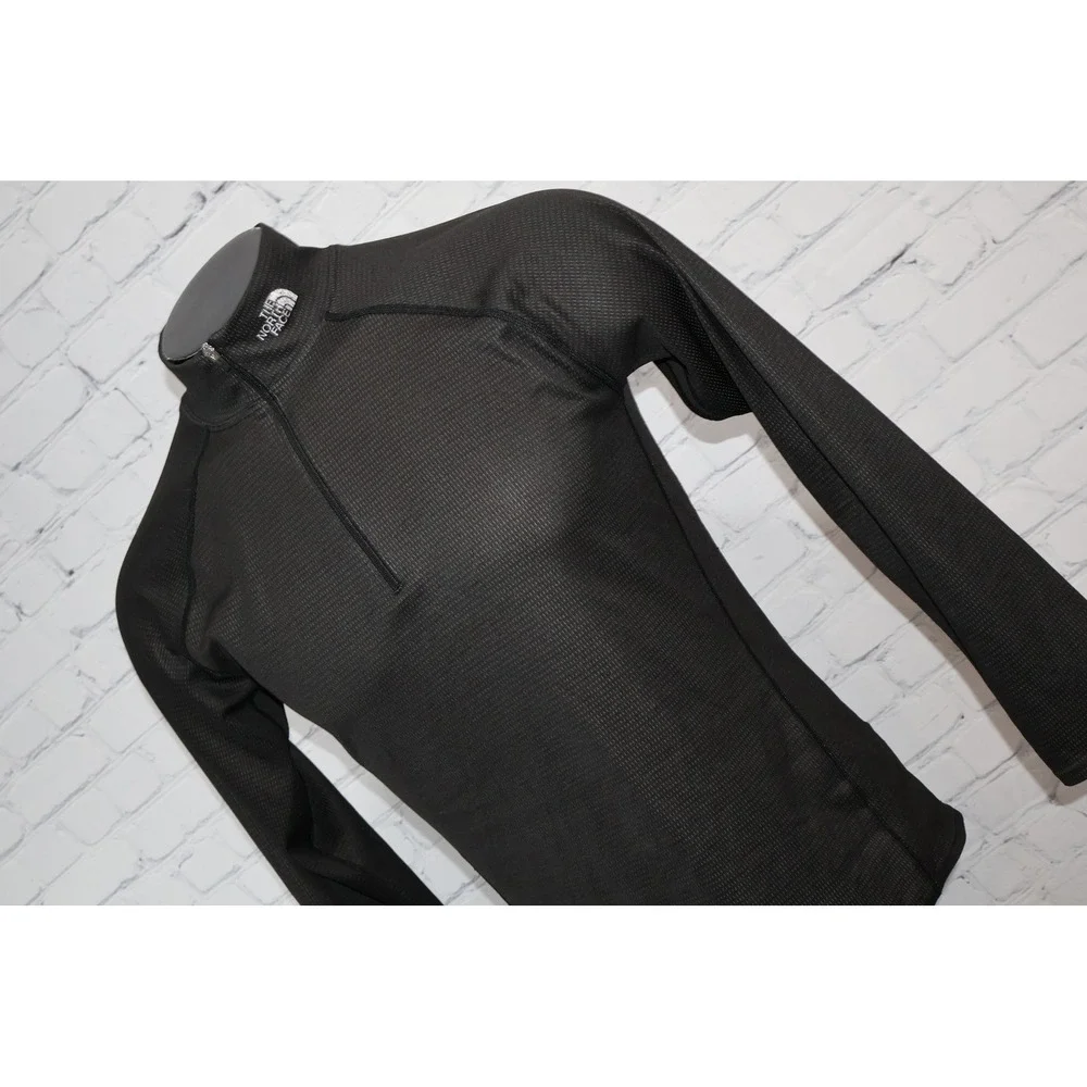 The North Face Pullover Shirt Men Medium Slim Black VaporWick 1/4 Zip Base Layer
